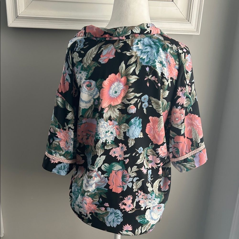 Victoria's Secret Vintage Gold Label Black and Pink Floral Pajama Top - Picture 10 of 13